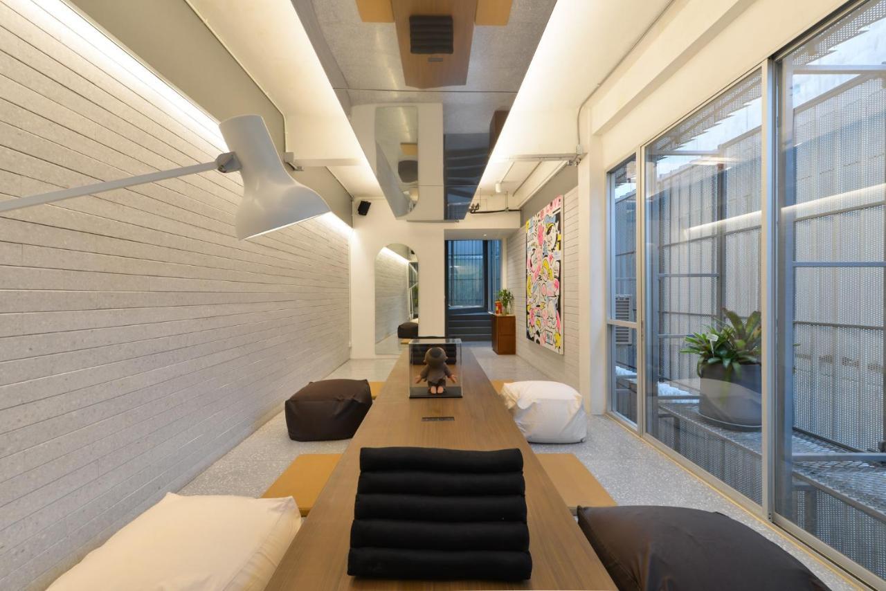 Tiang Capsule Hostel Банкок Екстериор снимка